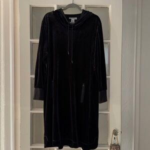 Skye’s the limit woman’s black velour hooded dress
